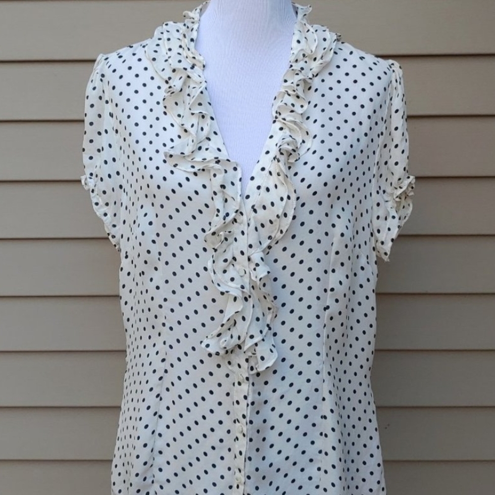 White House Black Market Ruffled Cap Sleeve Blouse 100% Silk